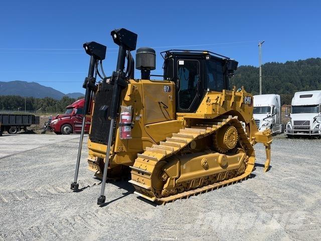 CAT D7 Верижни булдозери
