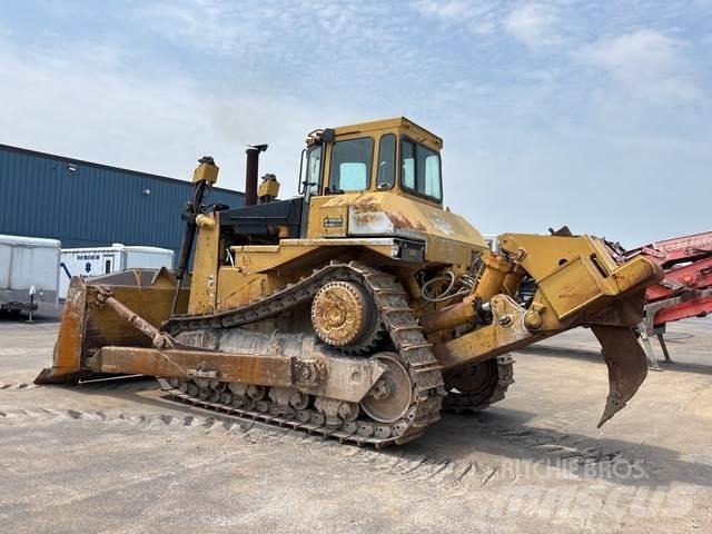 CAT D8L Верижни булдозери
