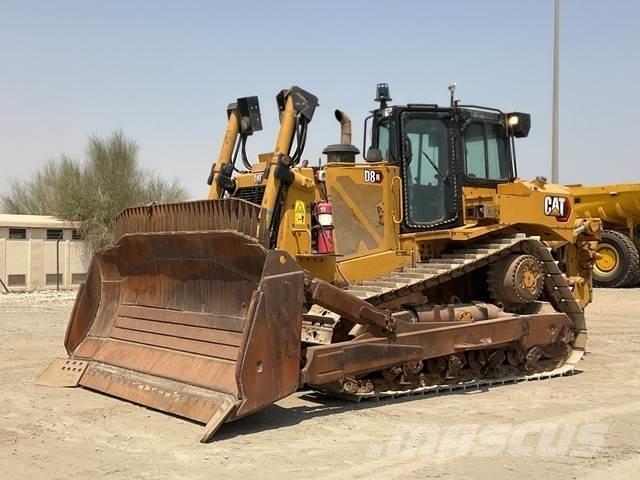 CAT D8R Верижни булдозери
