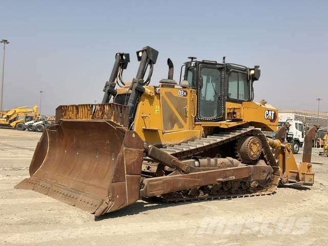 CAT D8R Верижни булдозери
