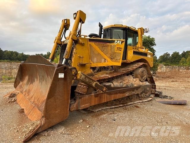 CAT D8T Верижни булдозери
