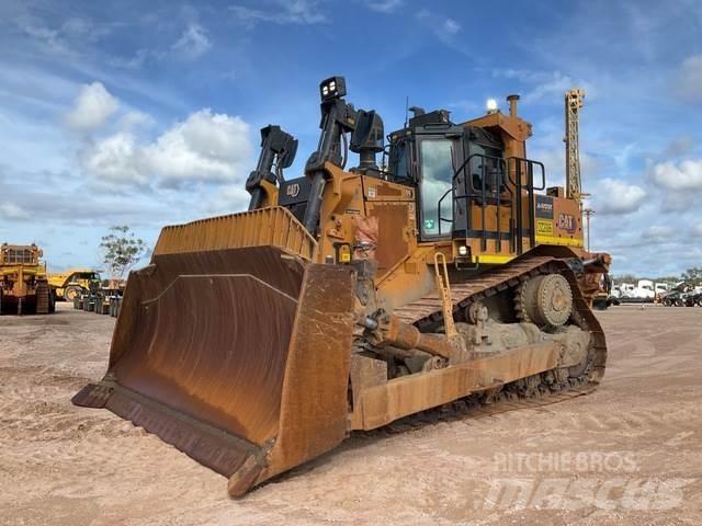 CAT D9 Верижни булдозери
