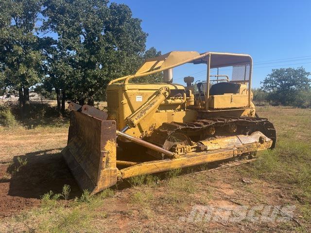 CAT D9G Верижни булдозери
