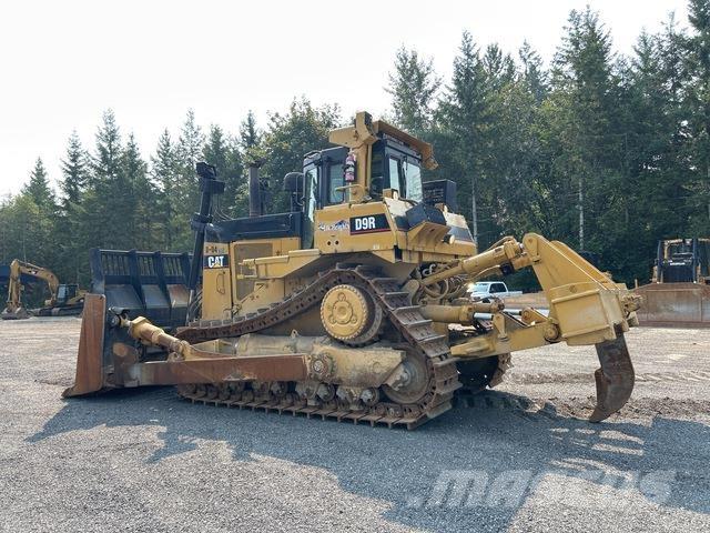 CAT D9R Верижни булдозери
