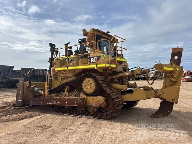 CAT D9T Верижни булдозери
