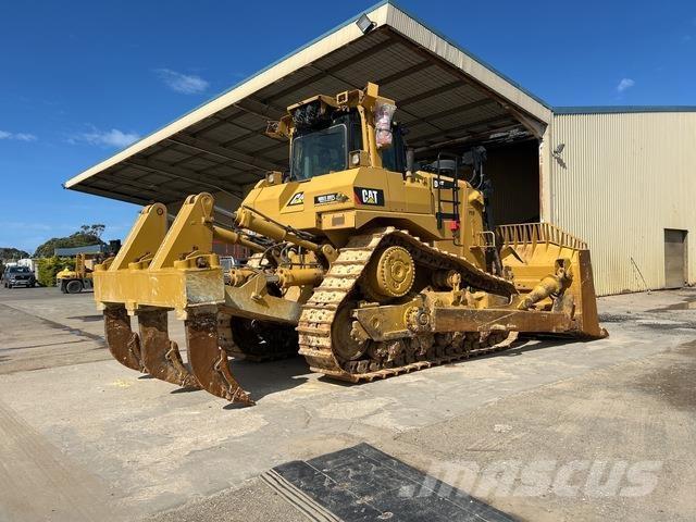 CAT D9T Верижни булдозери
