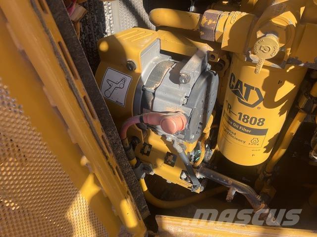 CAT D9T Верижни булдозери
