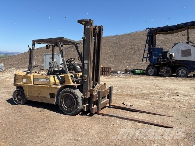 CAT DP45 Вилични кари-повдигачи - други