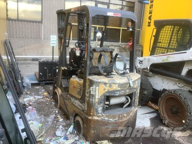 CAT GC18K Вилични кари-повдигачи - други