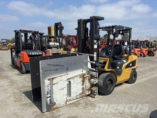 CAT GP33N Вилични кари-повдигачи - други
