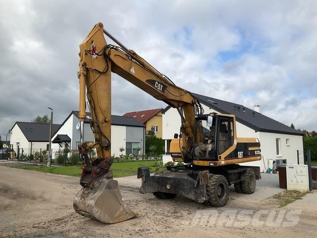 CAT M320 Колесни екскаватори