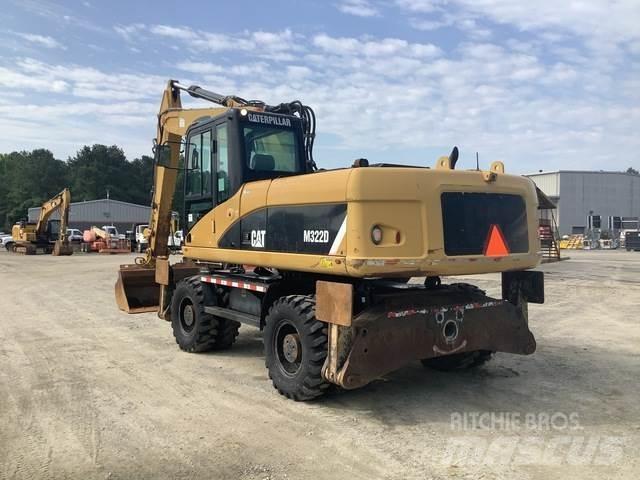 CAT M322D Колесни екскаватори