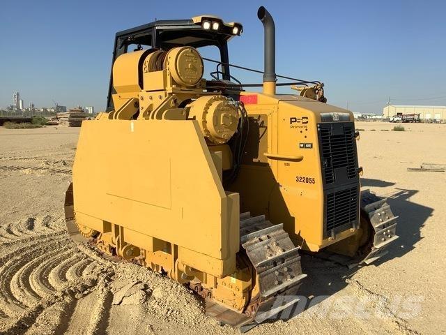 CAT PL61 Тръбополагащи булдозери