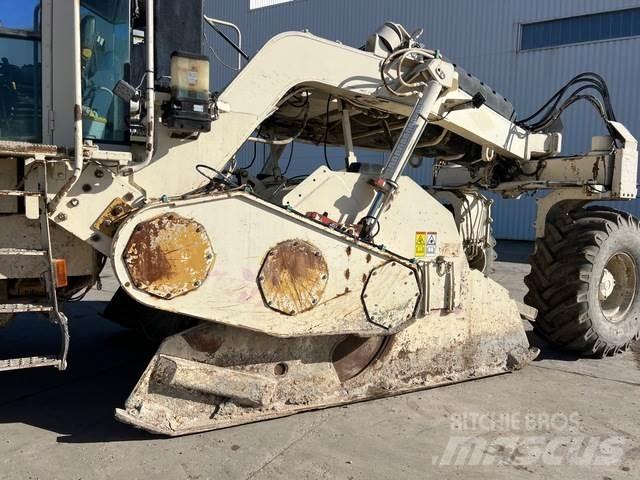 CAT RM500 Уплътнители за почва
