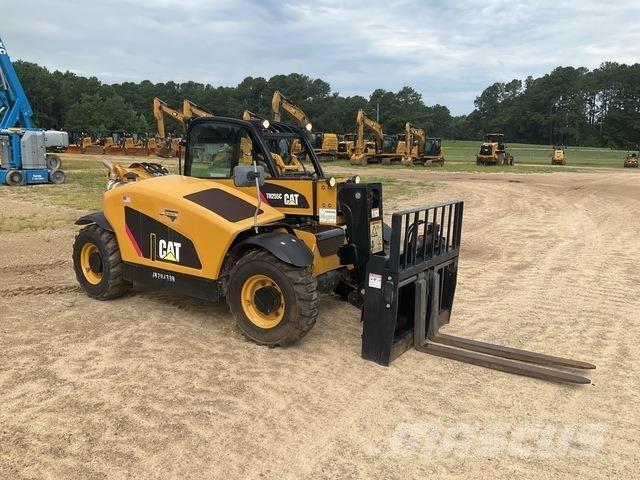 CAT TH255C Телескопични товарачи
