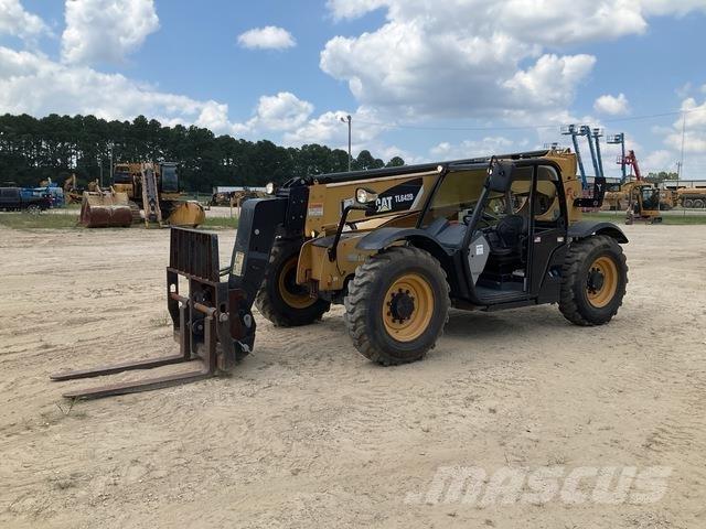 CAT TL642D Телескопични товарачи