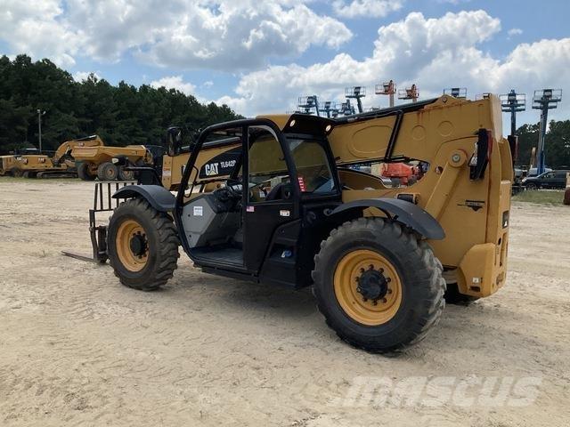 CAT TL642D Телескопични товарачи