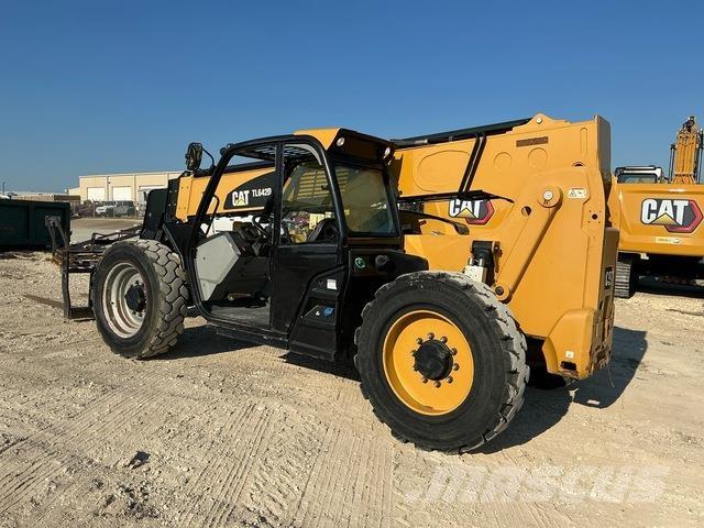 CAT TL642D Телескопични товарачи