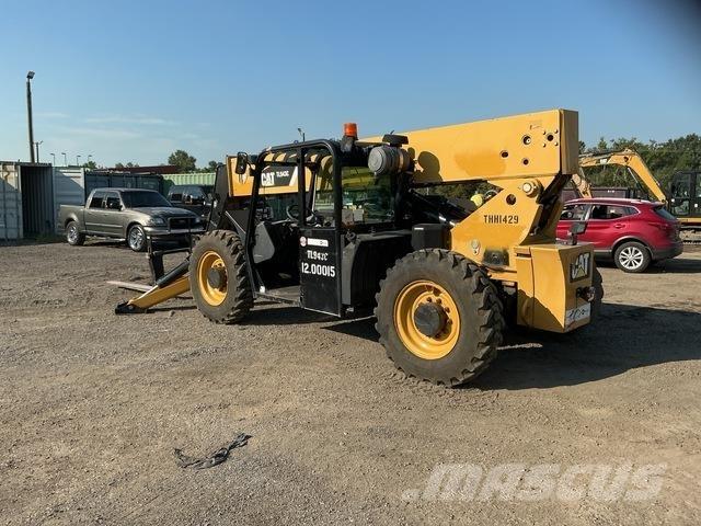 CAT TL934C Телескопични товарачи