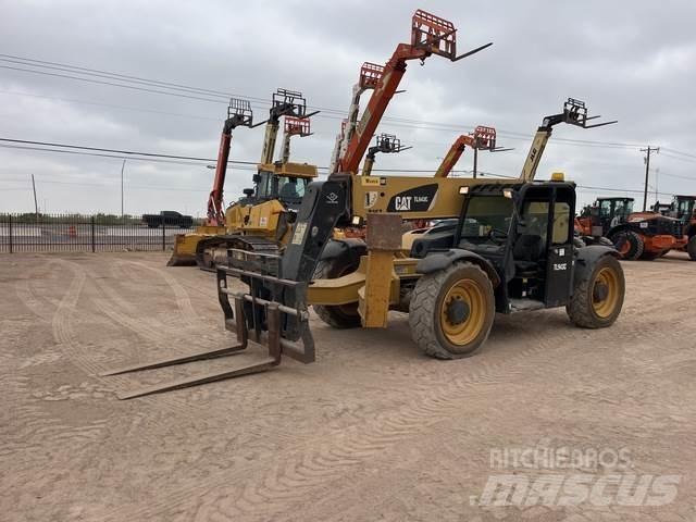CAT TL943C Телескопични товарачи