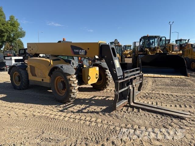 CAT TL943C Телескопични товарачи