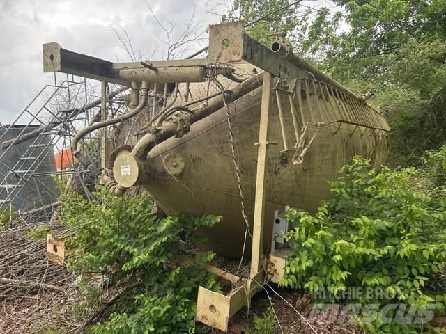  Cement Silo Бетонови инсталации
