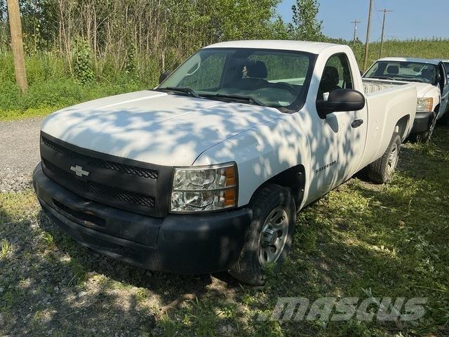 Chevrolet 1500 Пикапи