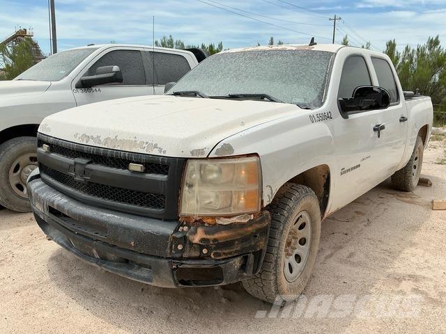 Chevrolet 1500 Пикапи