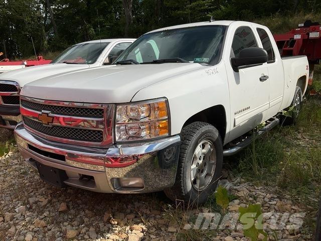 Chevrolet 1500 Пикапи