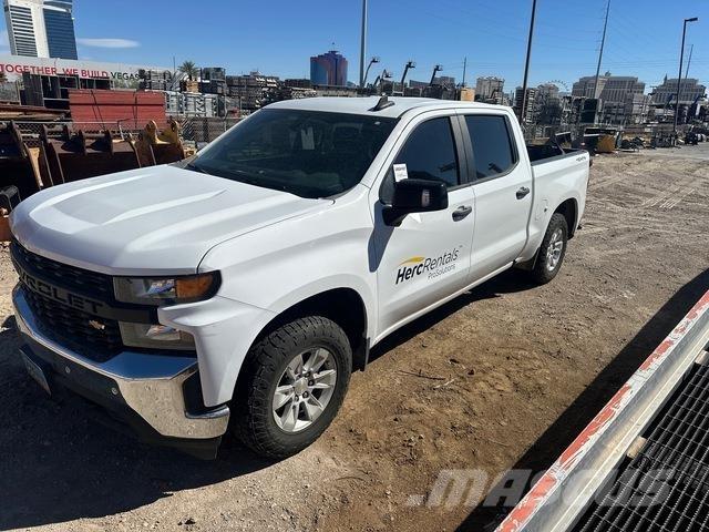 Chevrolet 1500 Пикапи