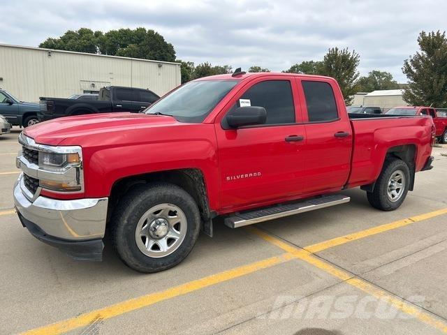 Chevrolet 1500 Пикапи