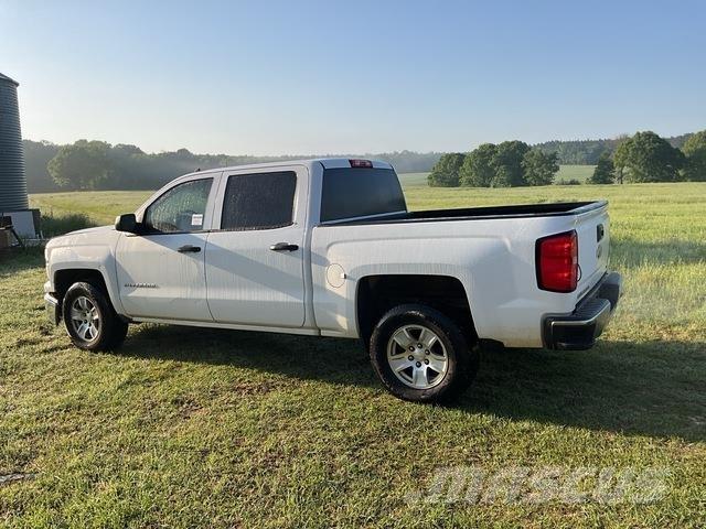 Chevrolet 1500 Пикапи