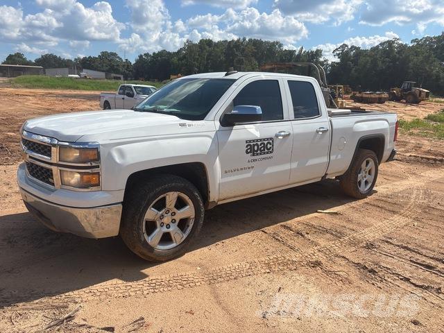 Chevrolet 1500 Пикапи