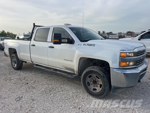 Chevrolet 2500 Пикапи