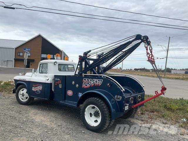 Chevrolet 3100 Автомобили за пътна помощ