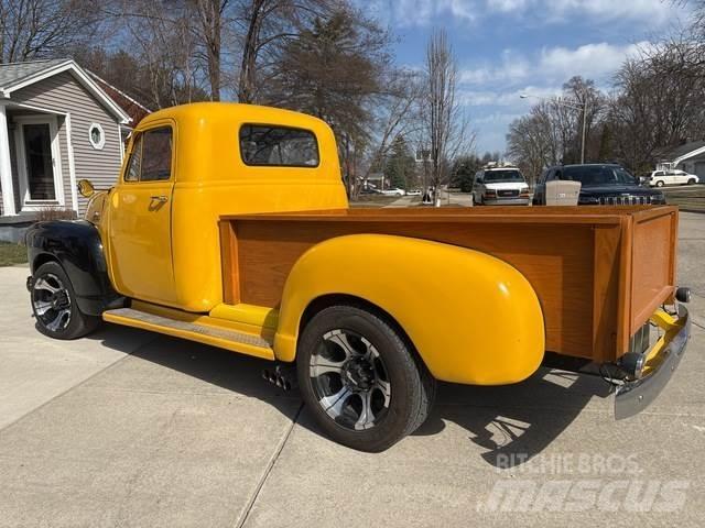 Chevrolet 3100 Други