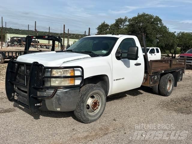 Chevrolet 3500 Бордови