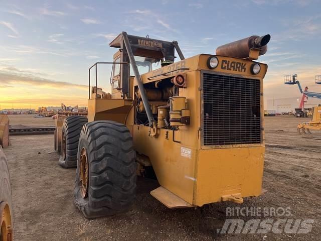 Clark 275B-C Колесни товарачи