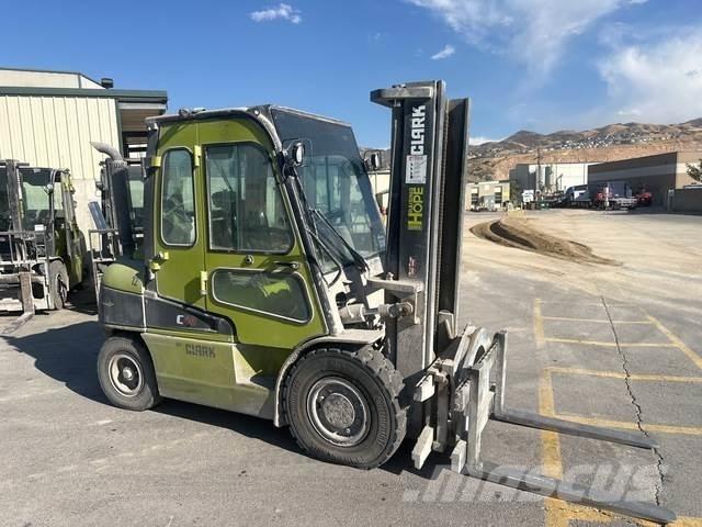 Clark C40D Вилични кари-повдигачи - други