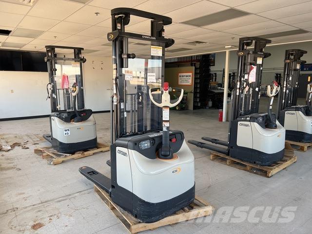 Crown ES 4000 Самоходни товарачи