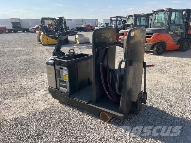 Crown TR4500 Валачещи камиони
