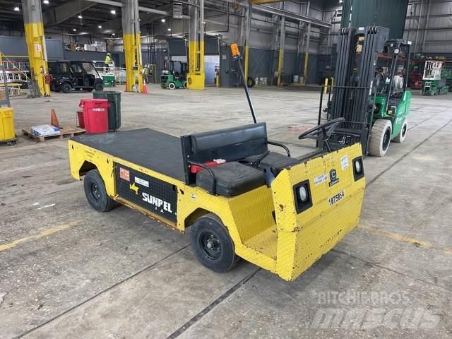 Cushman Titan Двигатели