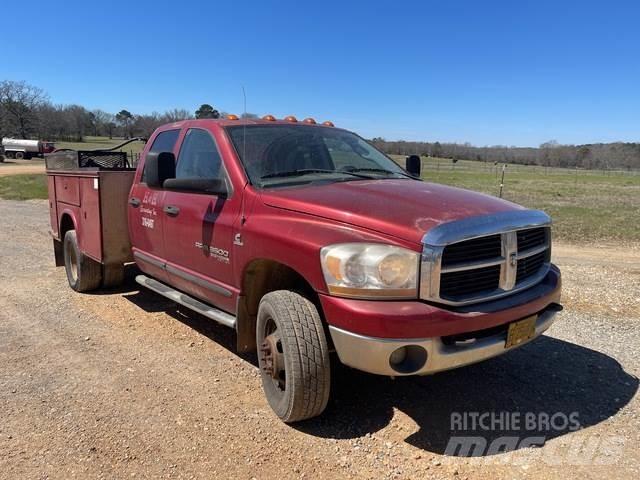 Dodge 3500 Пикапи