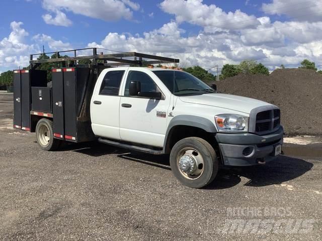 Dodge 5500 Пикапи