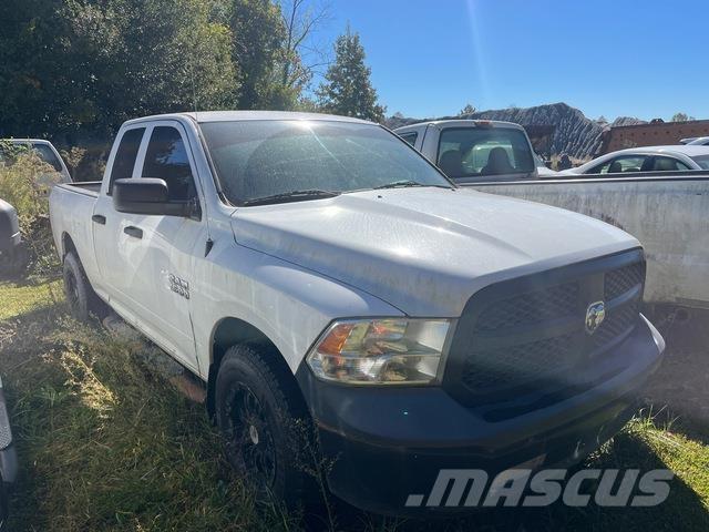 Dodge Ram 1500 Пикапи
