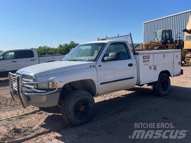 Dodge Ram 2500 Пикапи