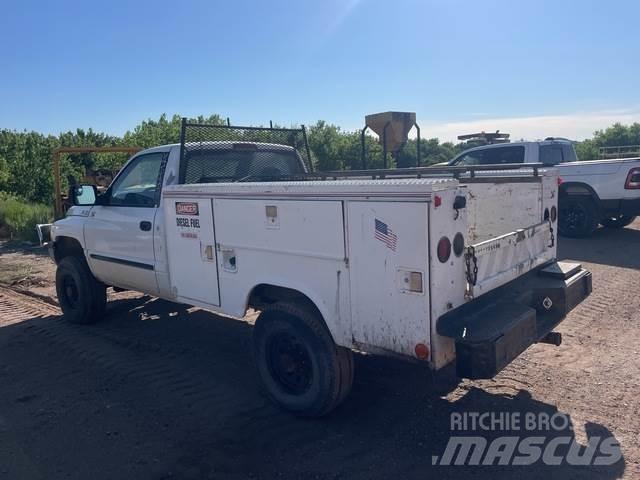 Dodge Ram 2500 Пикапи