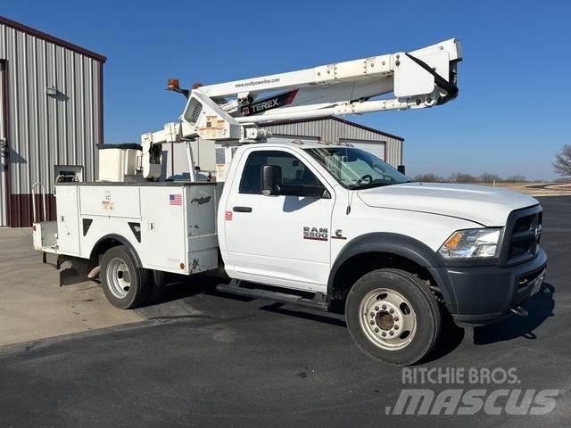 Dodge Ram 5500 Моторизирани платформи с талига