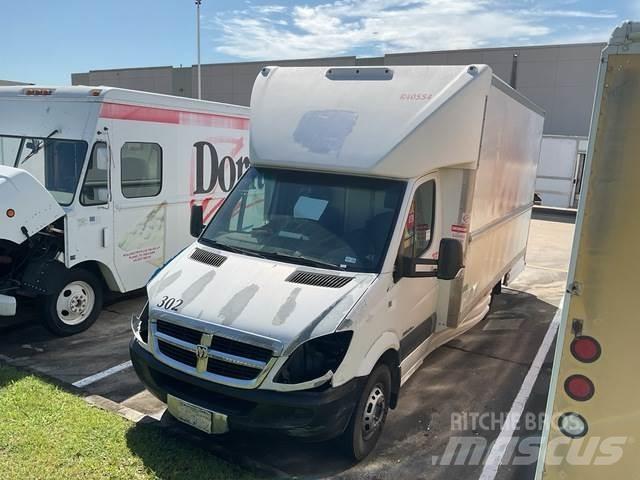 Dodge Sprinter Фургони
