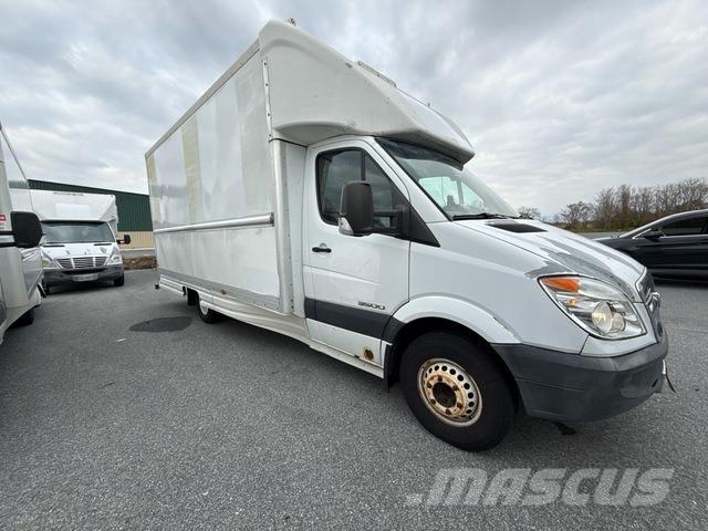 Dodge Sprinter Фургони
